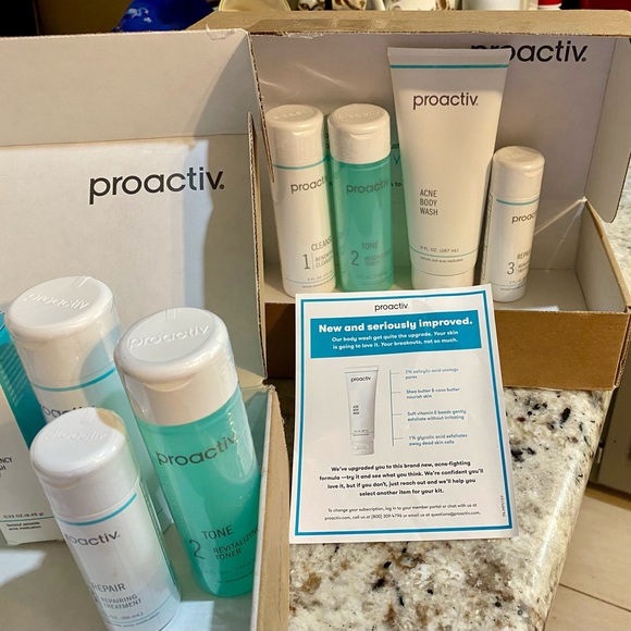 Proactiv skin Care Replenishment Kit! New in box! - Picture 5 of 7